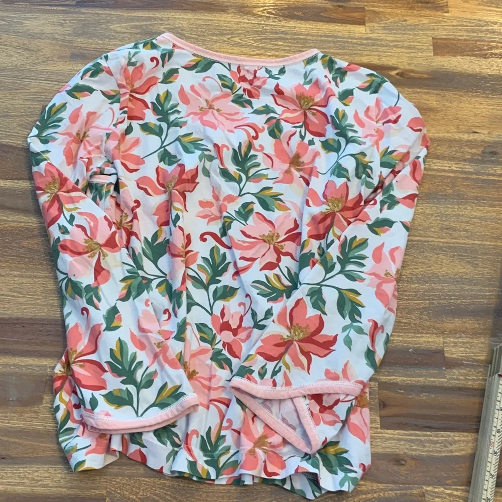 Garnet Hill Asian Wrap floral pajamas. Size small. - Picture 7 of 16